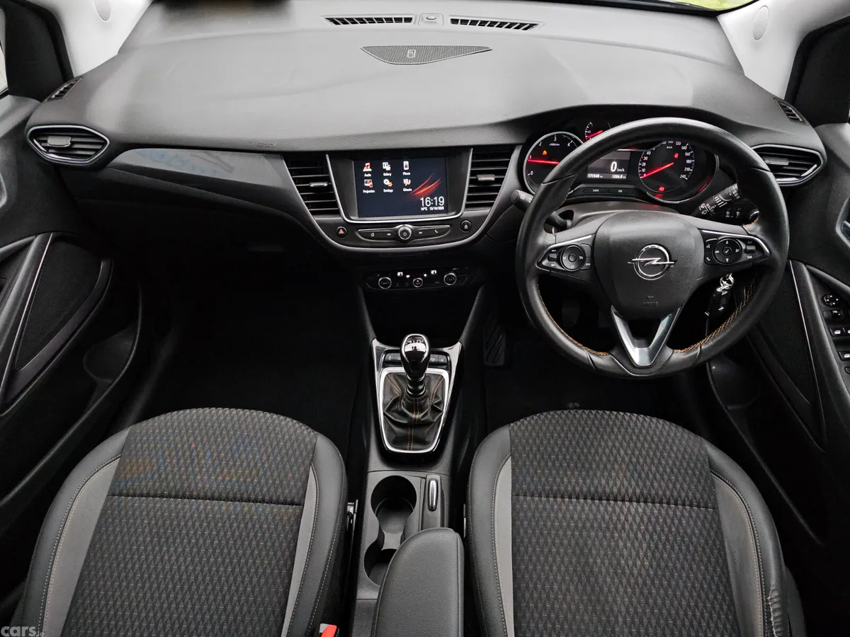 Opel Crossland X SUV, Diesel, 2019, Black