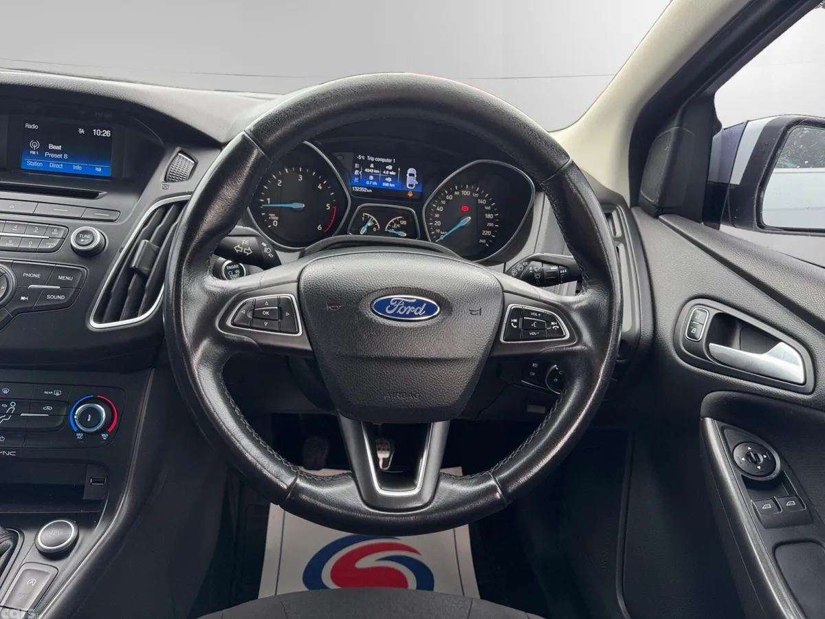 Ford Focus Hatchback, Diesel, 2015, White