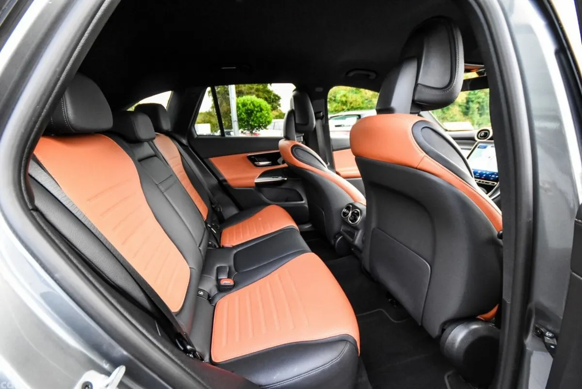 Mercedes-Benz GLC SUV, Diesel Hybrid, 2023, Grey