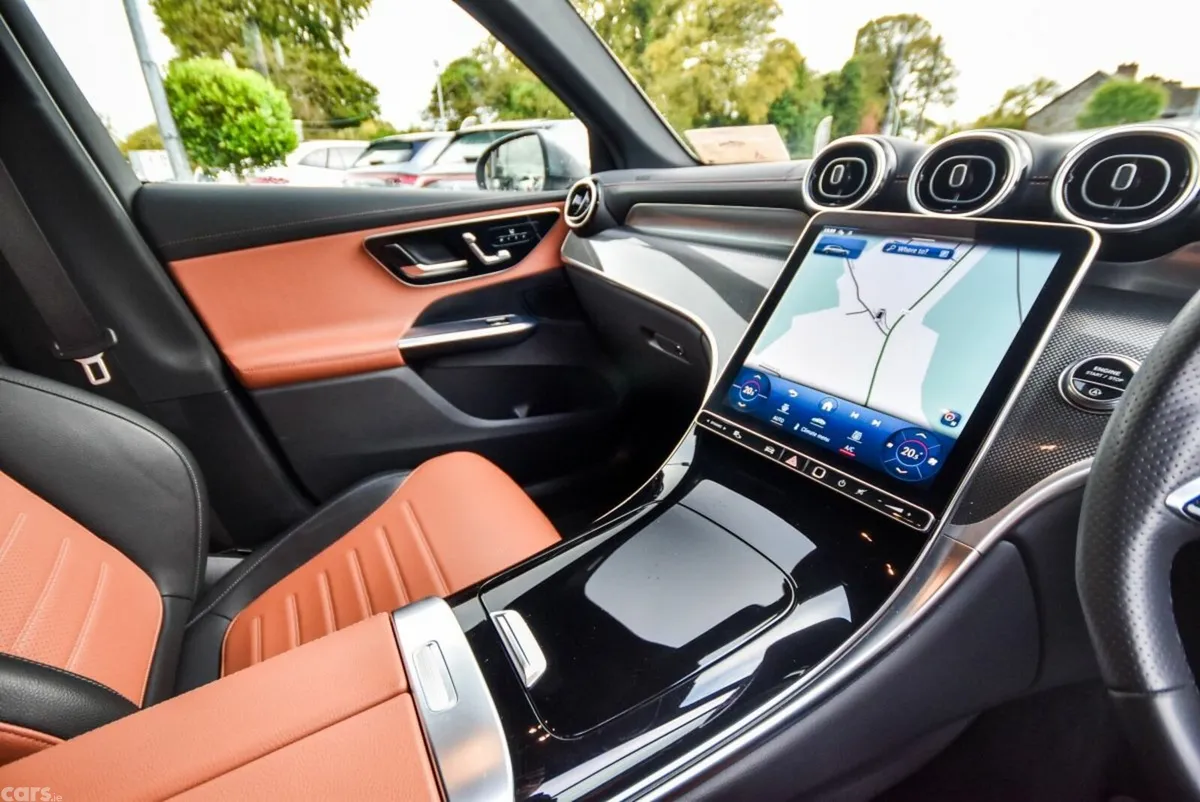 Mercedes-Benz GLC SUV, Diesel Hybrid, 2023, Grey
