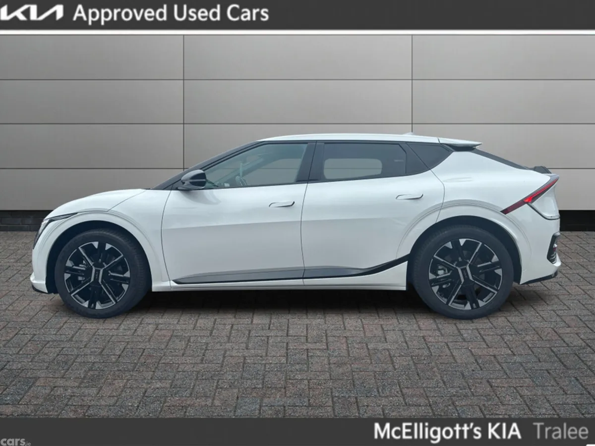Kia EV6 SUV, Electric, 2026, White