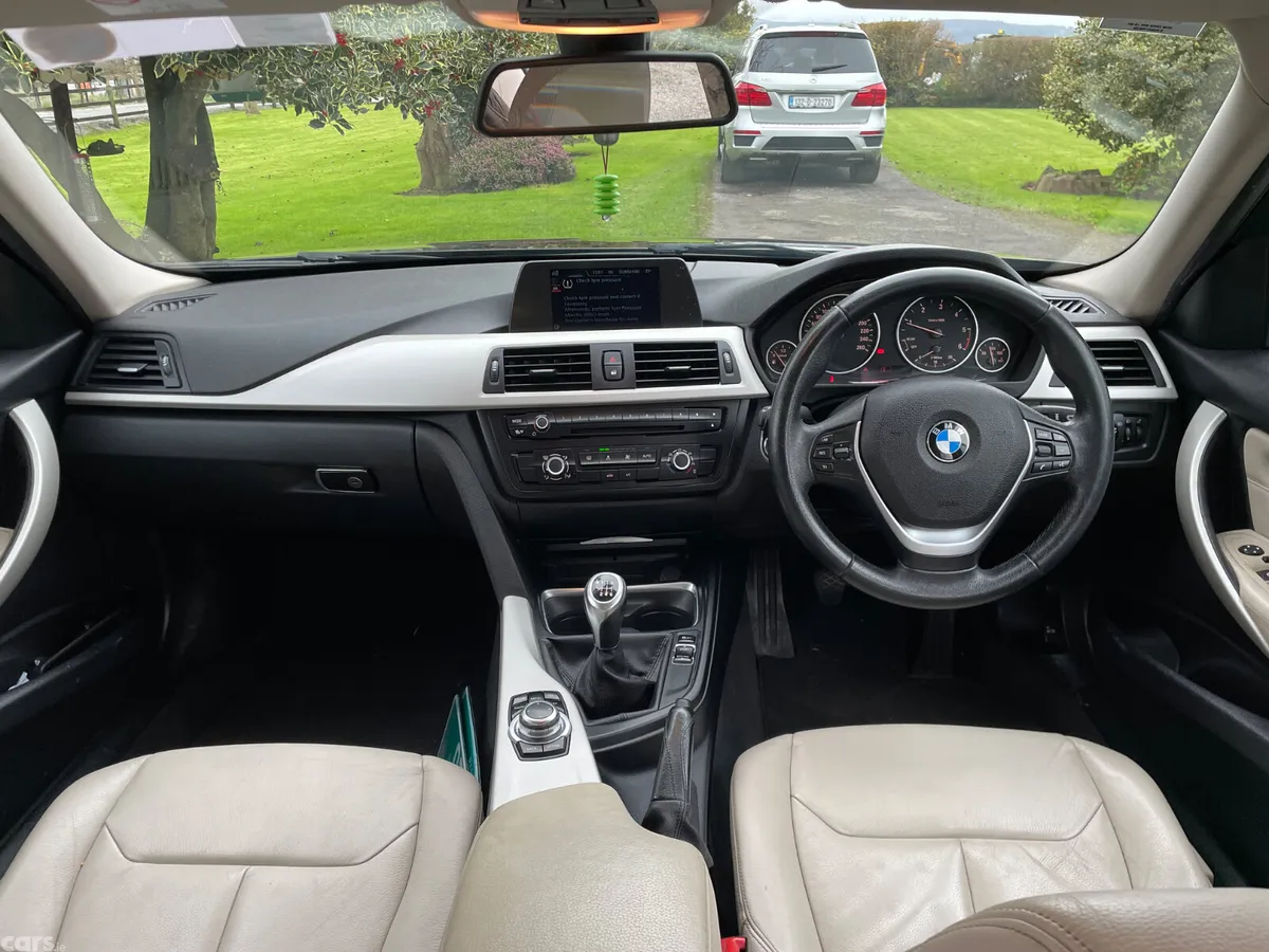 BMW 3-Series Saloon, Diesel, 2015, Black