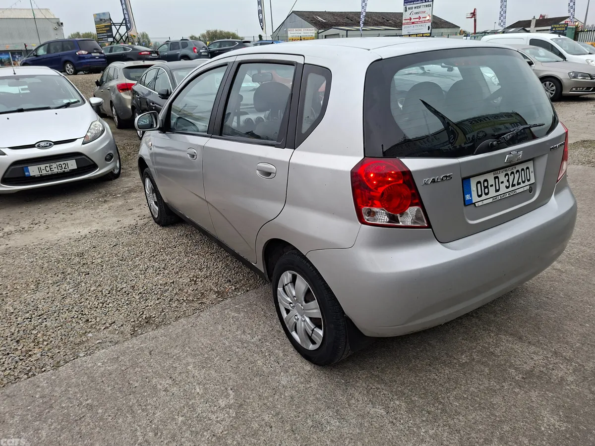 Chevrolet Kalos Hatchback, Petrol, 2008, Silver