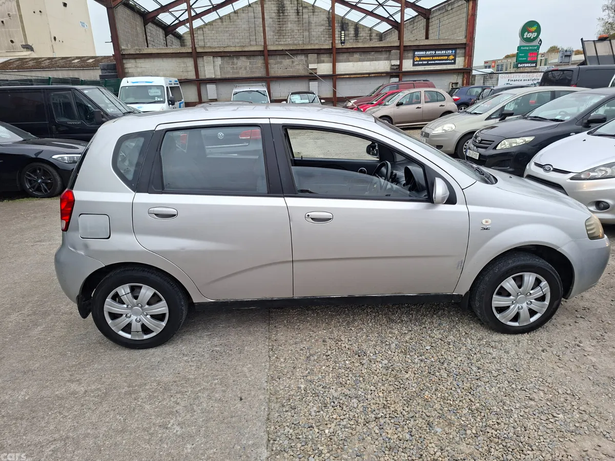 Chevrolet Kalos Hatchback, Petrol, 2008, Silver