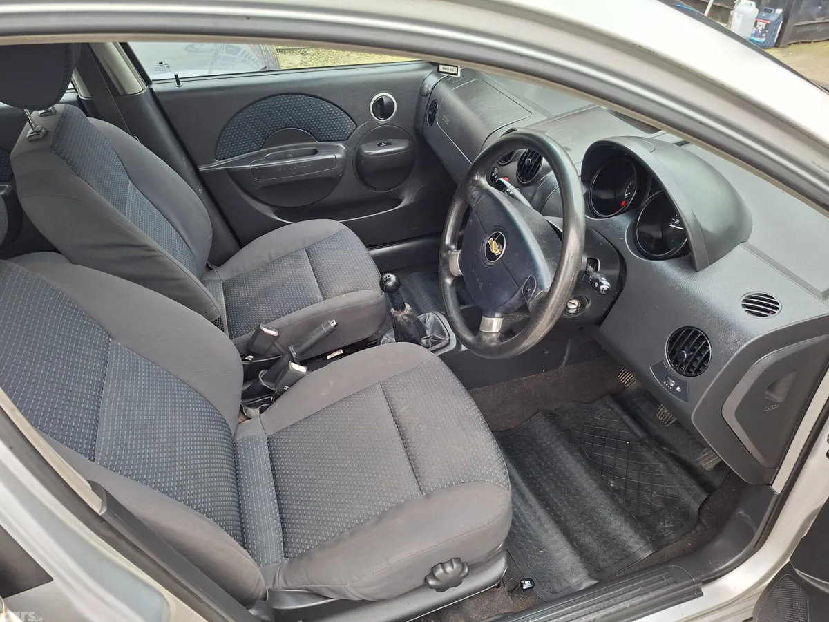 Chevrolet Kalos Hatchback, Petrol, 2008, Silver