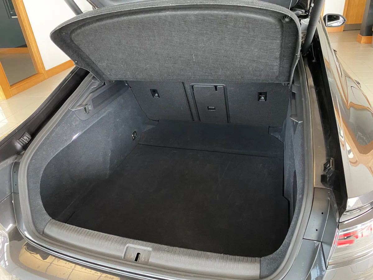 Volkswagen Arteon Hatchback, Diesel, 2023, Grey