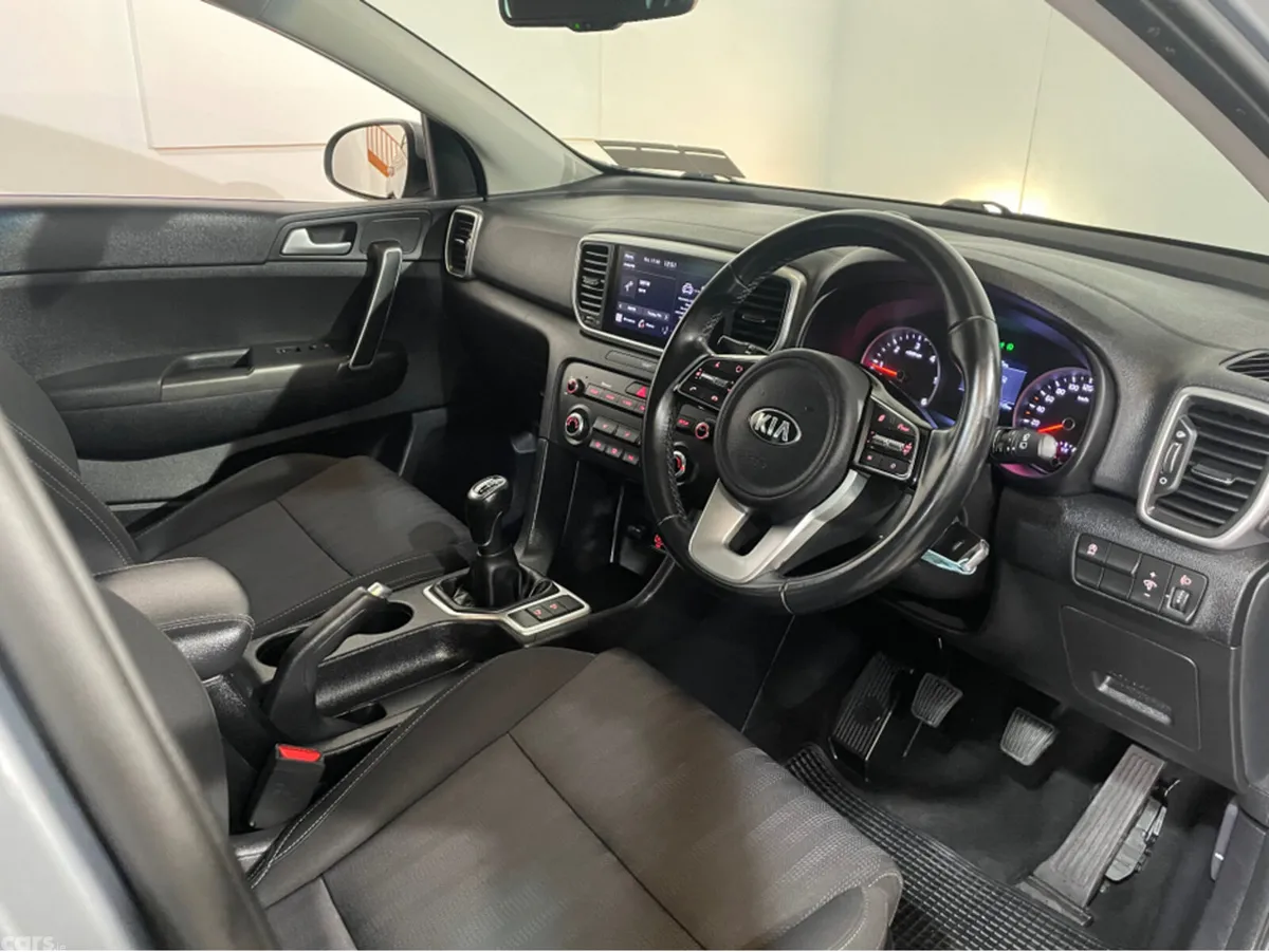 Kia Sportage MPV, Diesel Hybrid, 2021, Grey