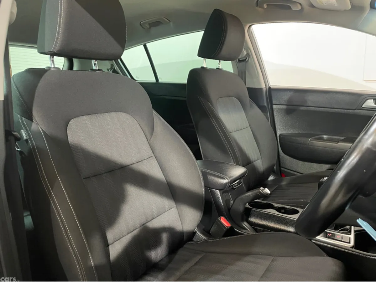 Kia Sportage MPV, Diesel Hybrid, 2021, Grey