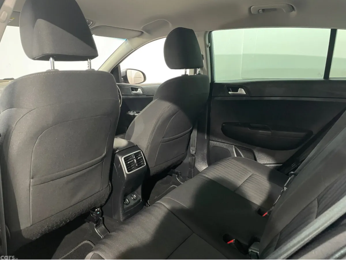 Kia Sportage MPV, Diesel Hybrid, 2021, Grey