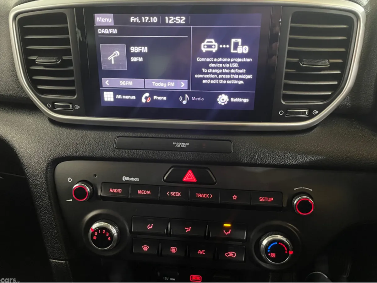 Kia Sportage MPV, Diesel Hybrid, 2021, Grey