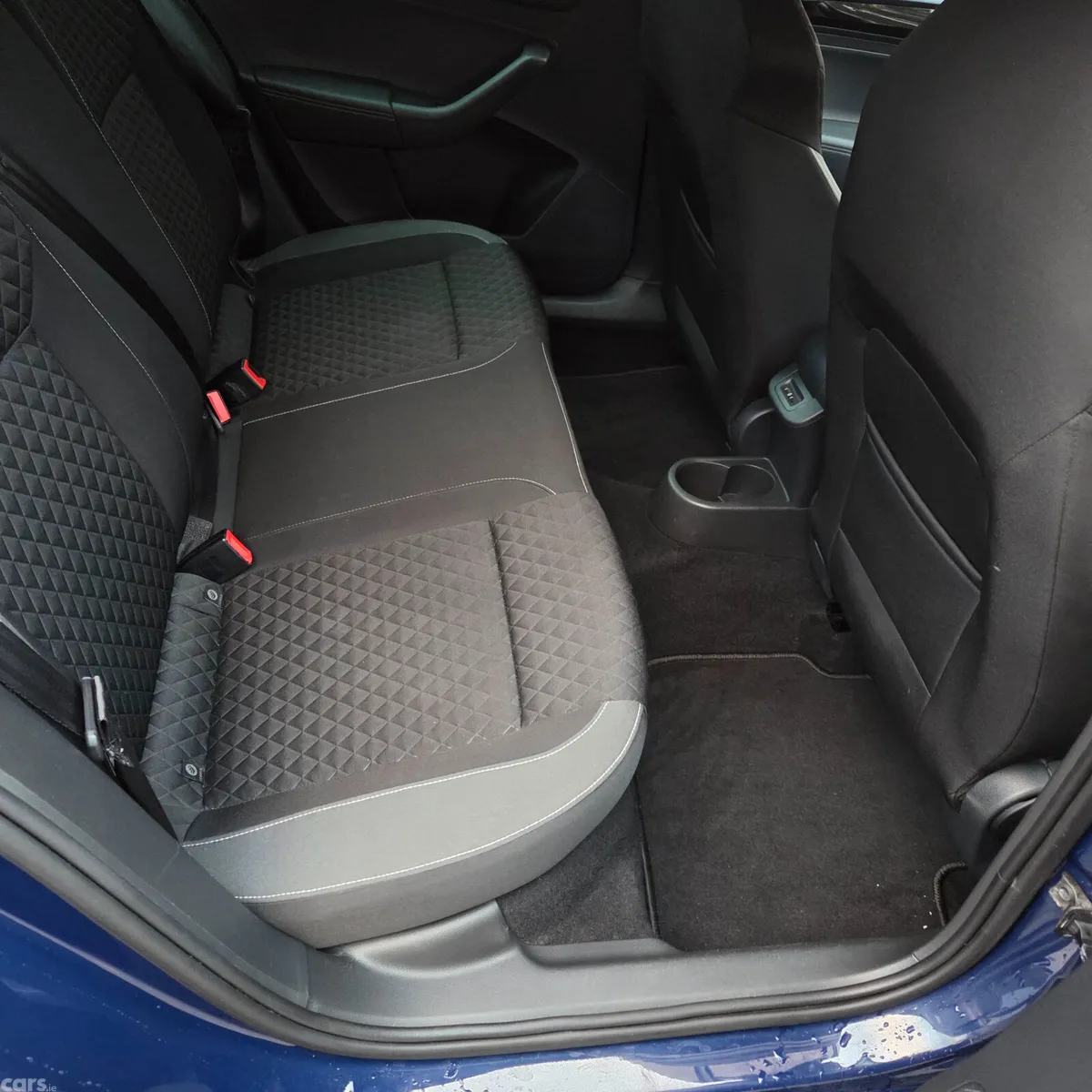 Skoda Rapid Hatchback, Petrol, 2017, Blue