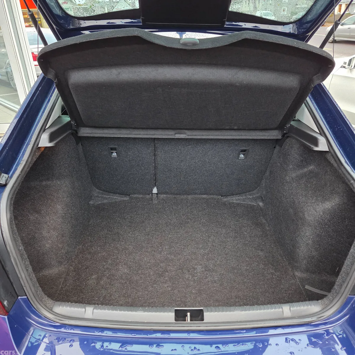 Skoda Rapid Hatchback, Petrol, 2017, Blue
