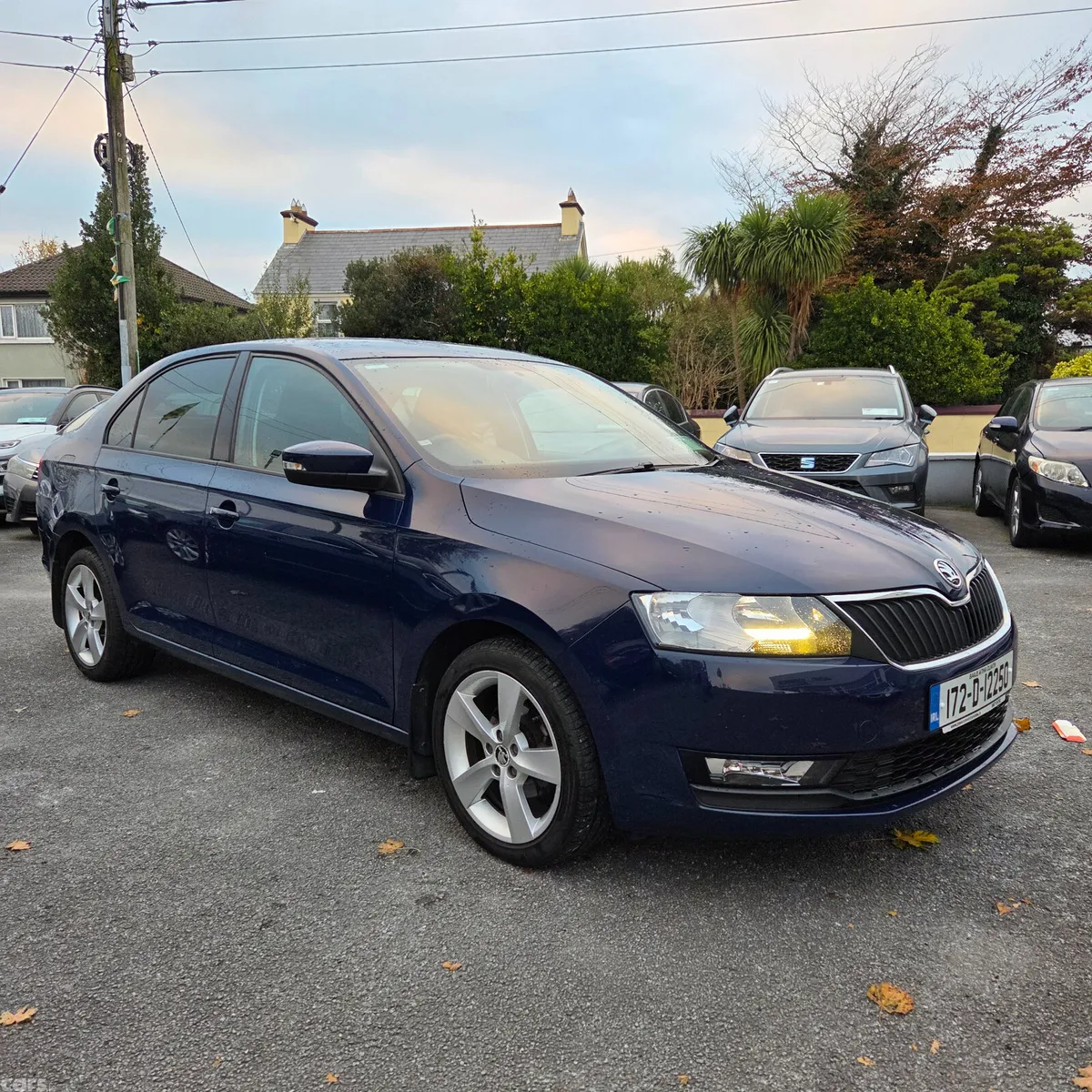 Skoda Rapid Hatchback, Petrol, 2017, Blue