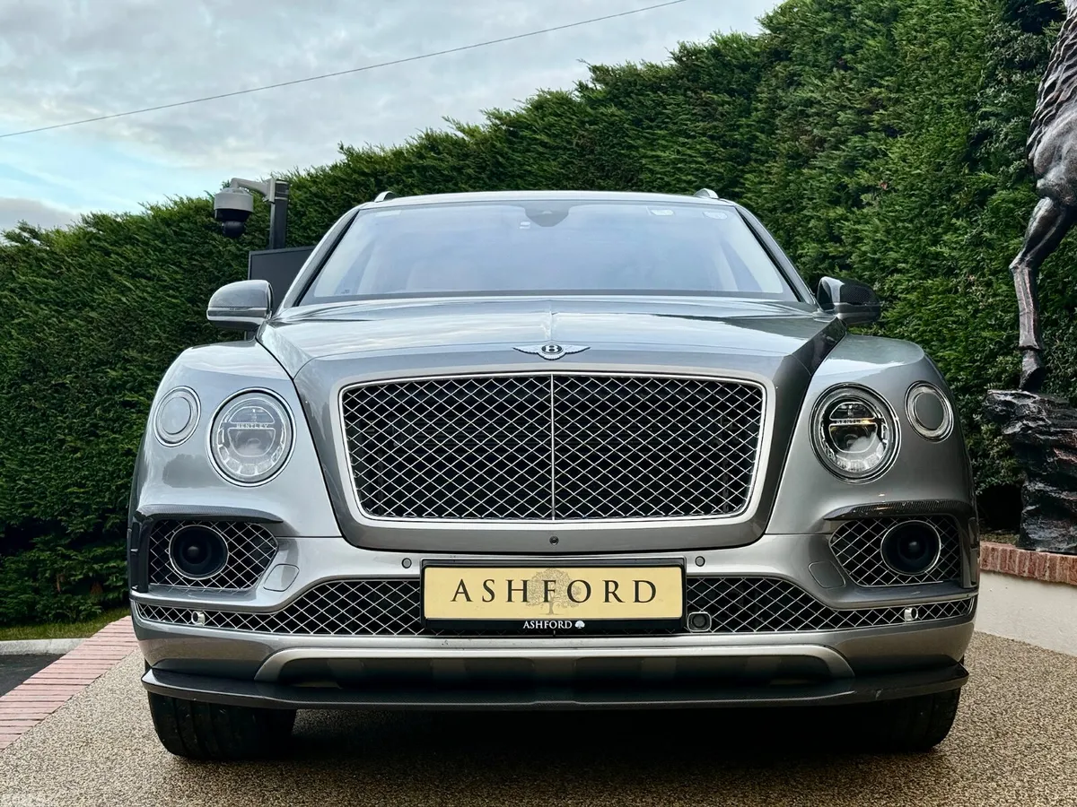 Bentley Bentayga SUV, Petrol, 2016, Grey