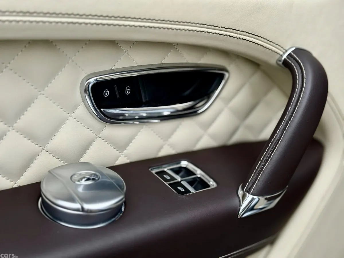 Bentley Bentayga SUV, Petrol, 2016, Grey
