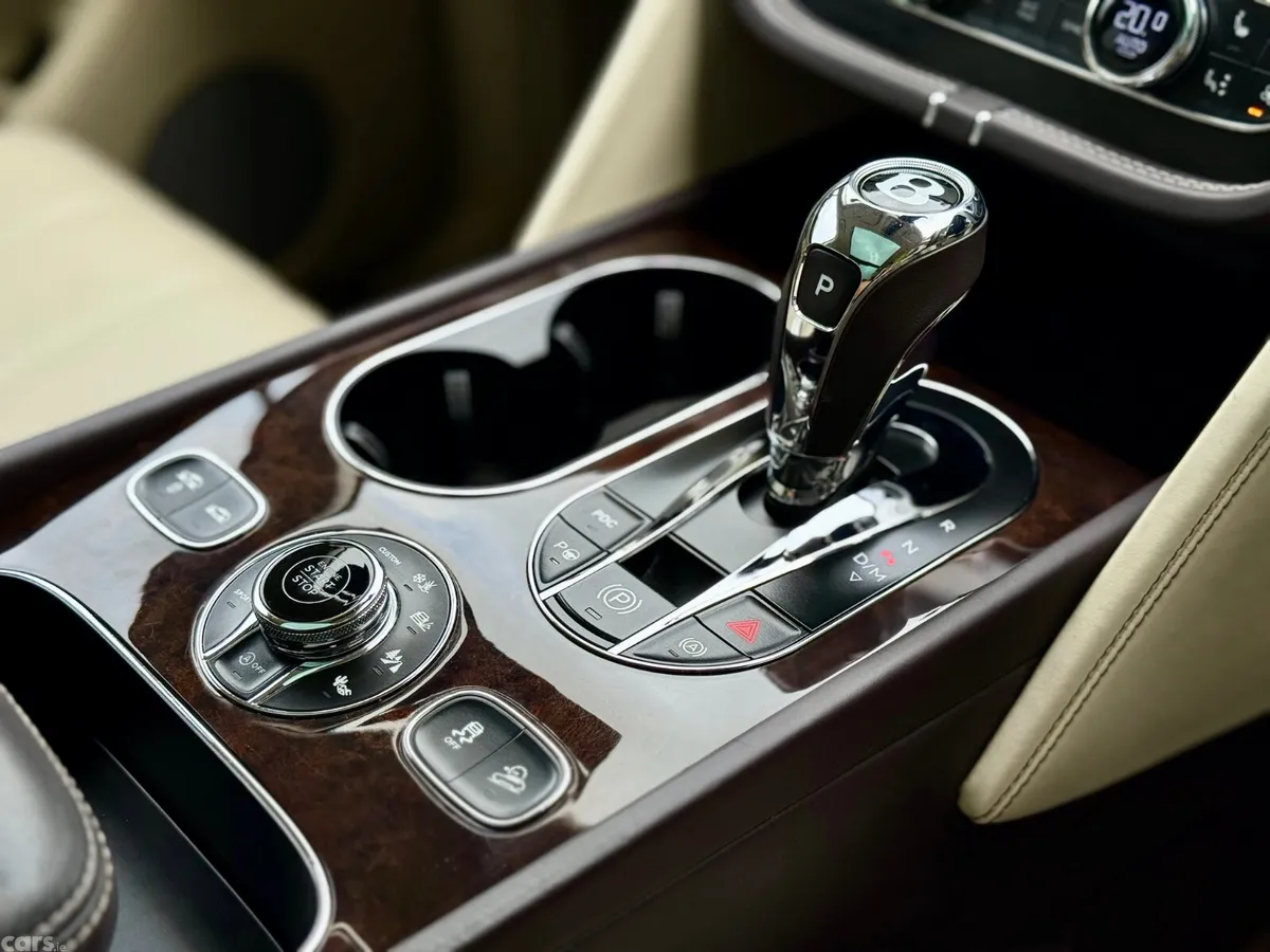 Bentley Bentayga SUV, Petrol, 2016, Grey