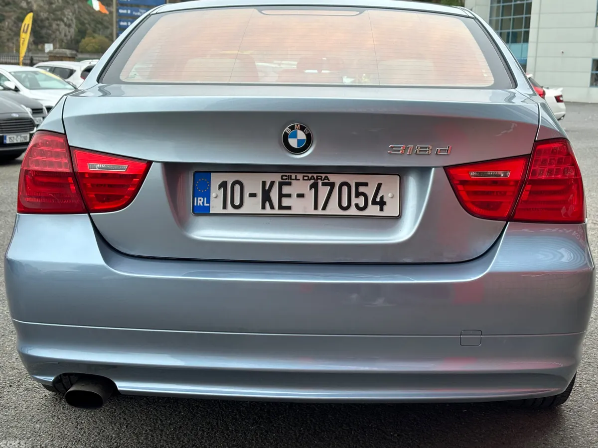 BMW 3-Series Saloon, Diesel, 2010, Blue