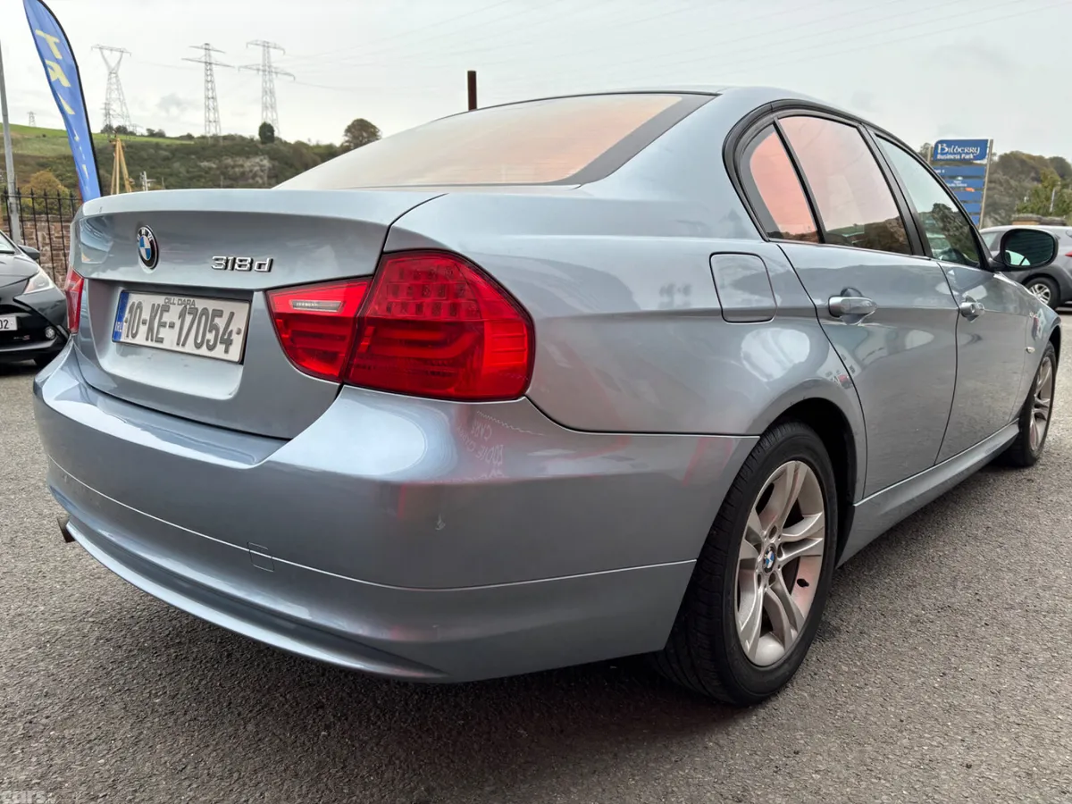 BMW 3-Series Saloon, Diesel, 2010, Blue