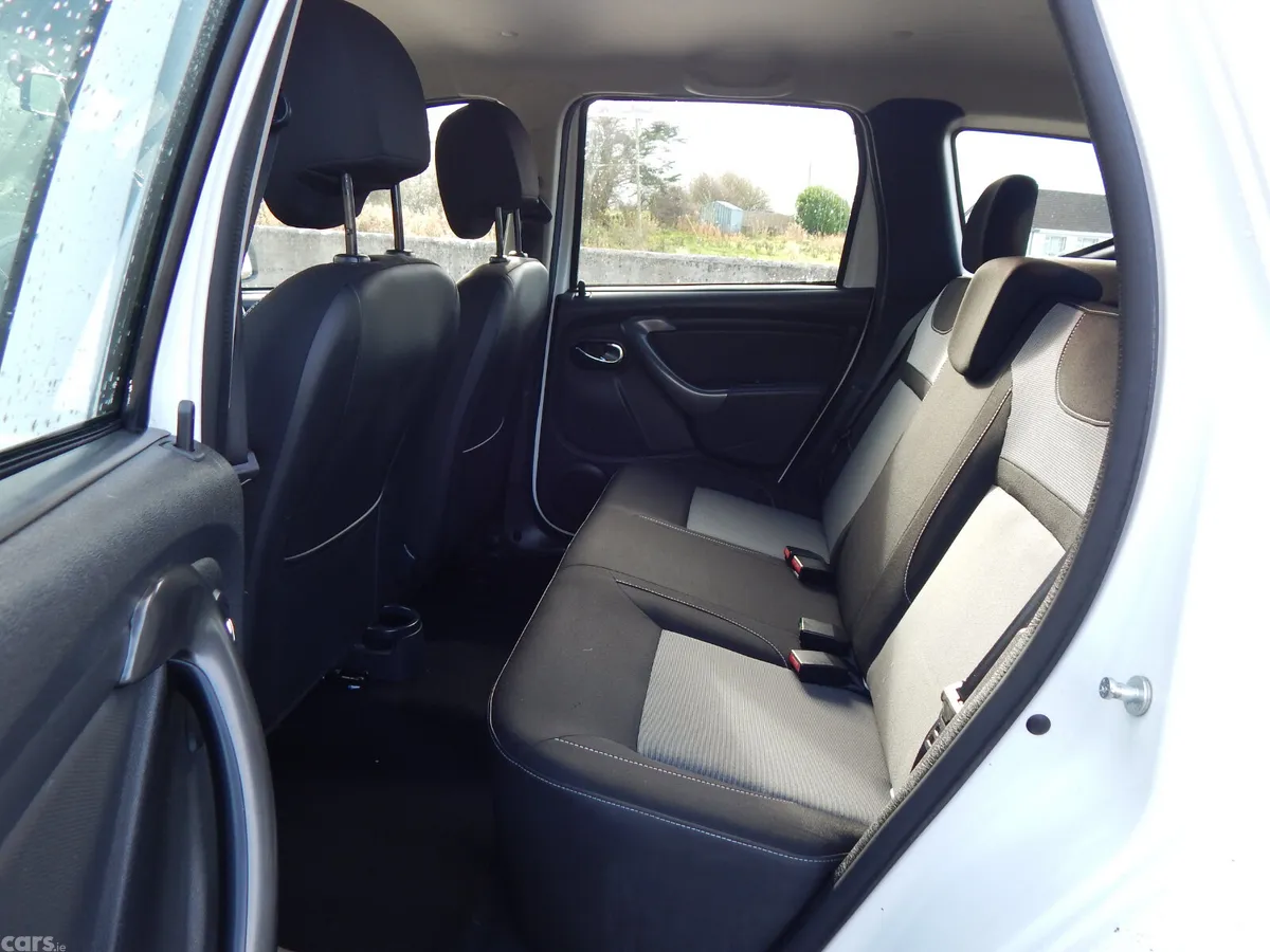 Dacia Duster SUV, Diesel, 2016, White