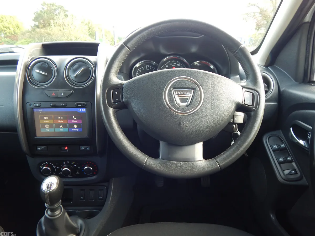 Dacia Duster SUV, Diesel, 2016, White