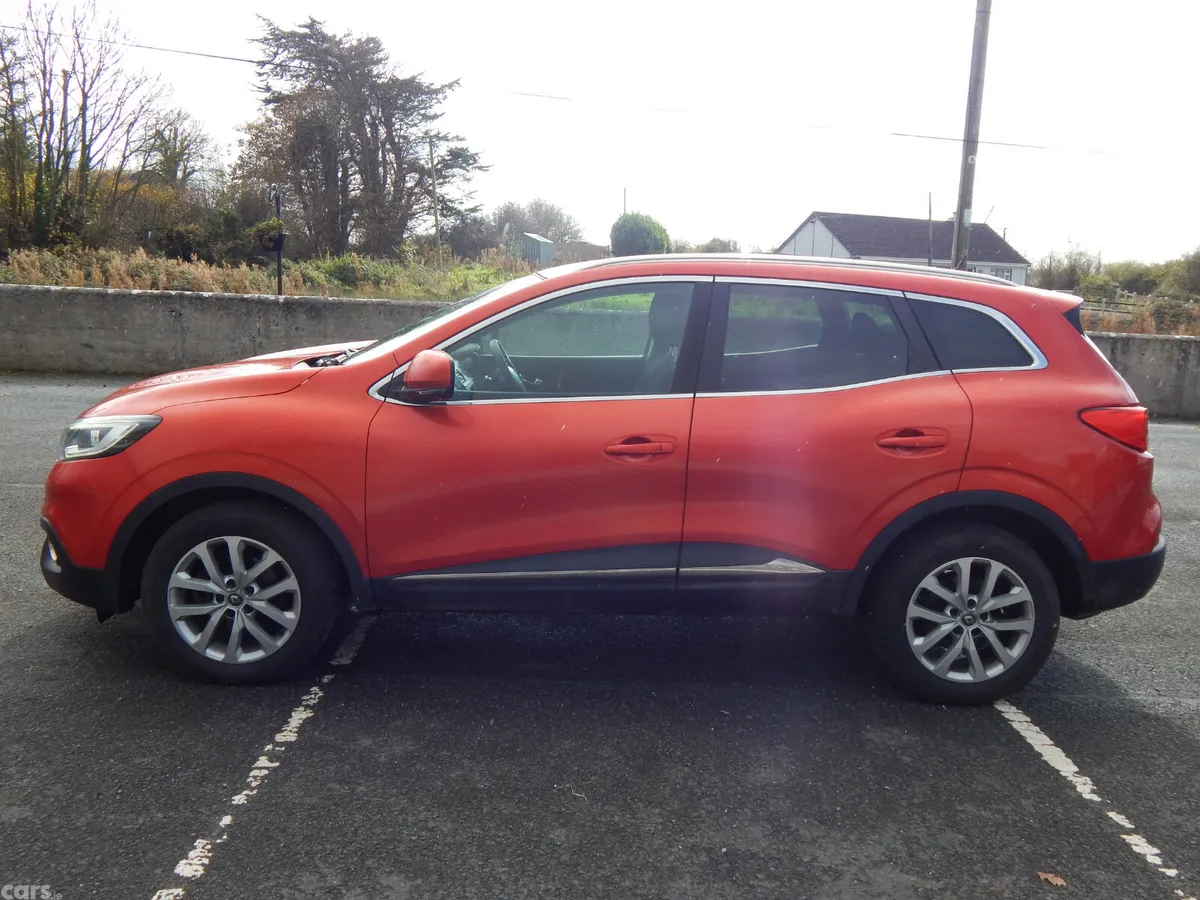 Renault Kadjar SUV, Diesel, 2017, Red