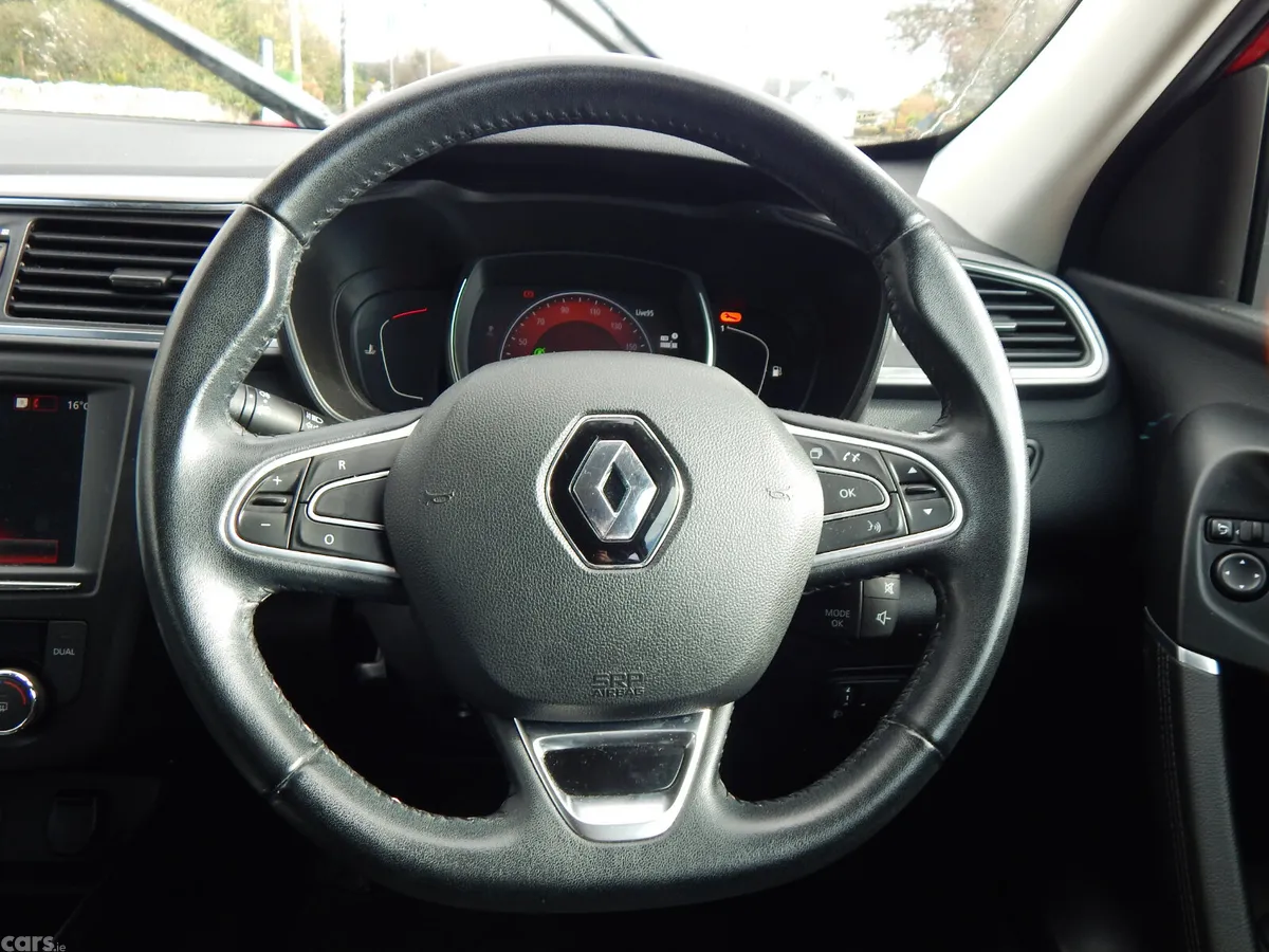 Renault Kadjar SUV, Diesel, 2017, Red