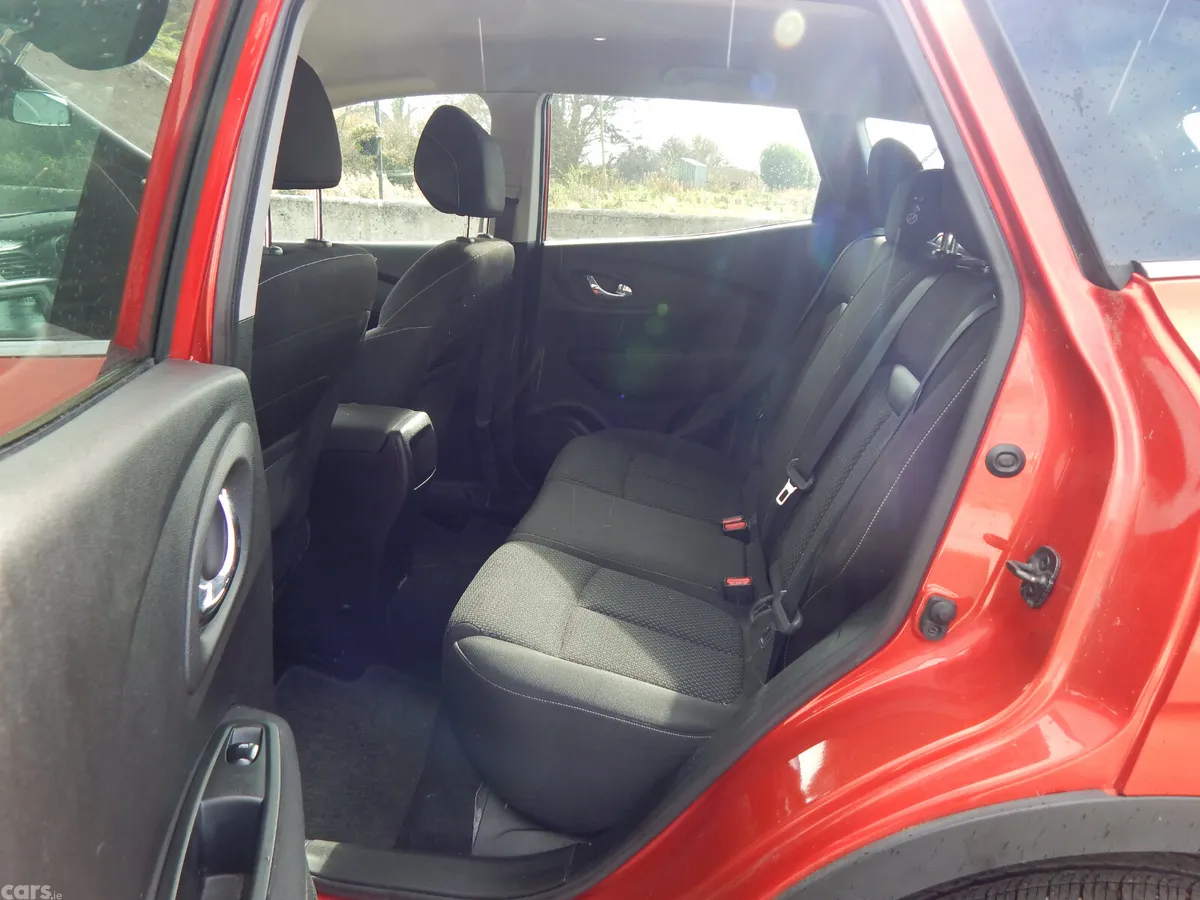 Renault Kadjar SUV, Diesel, 2017, Red