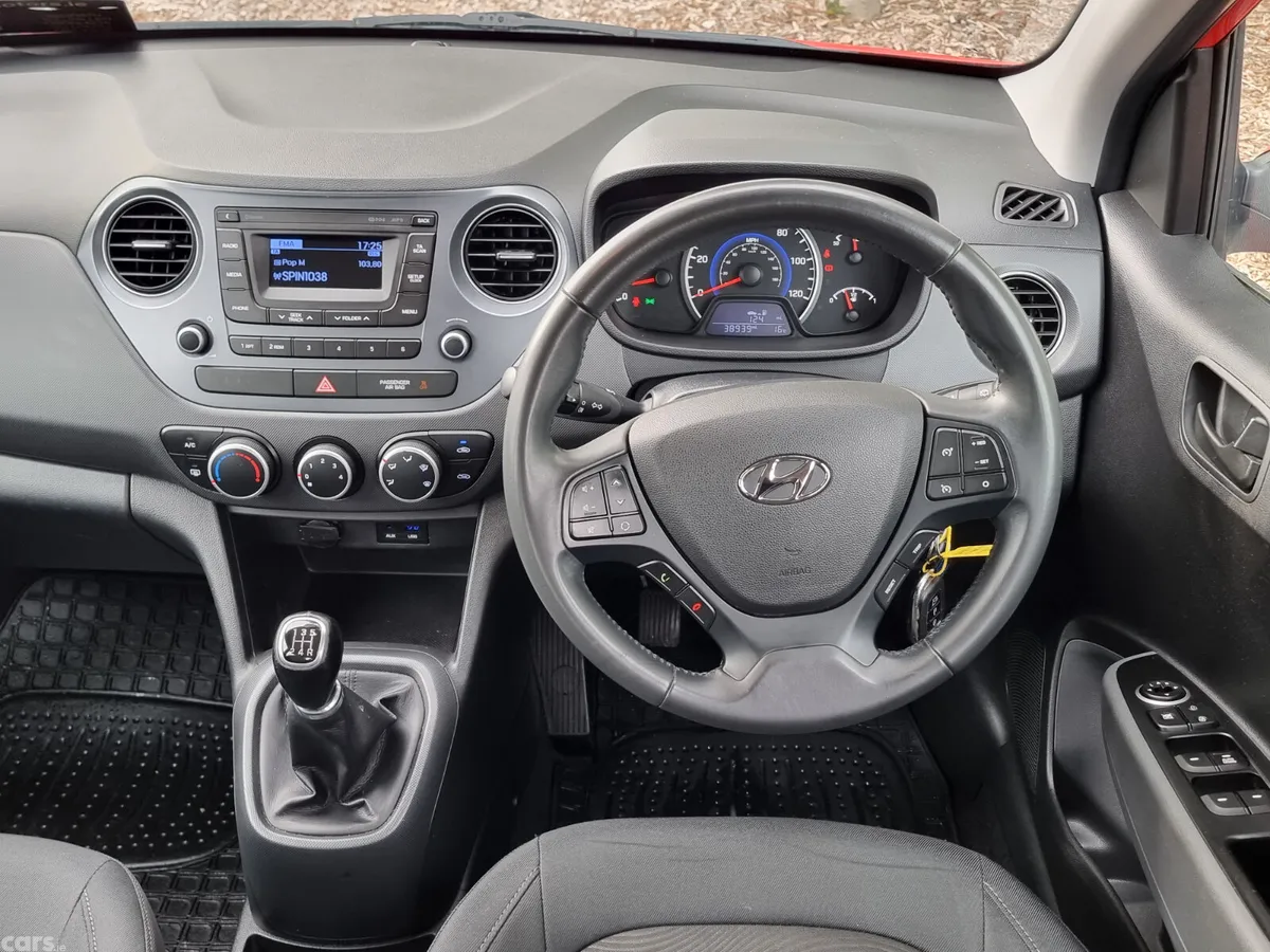 Hyundai i10 Hatchback, Petrol, 2019, Red