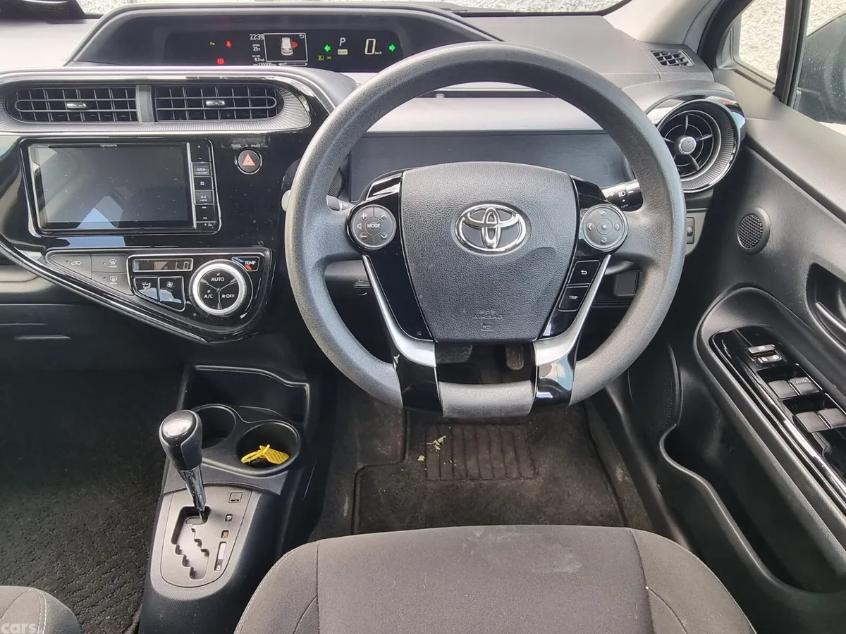 Toyota Aqua Hatchback, Petrol Hybrid, 2019, Black