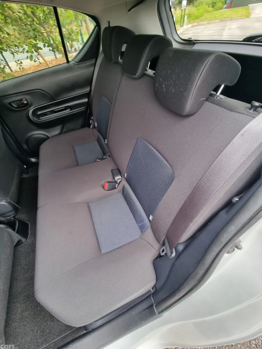 Toyota Aqua Hatchback, Petrol Hybrid, 2019, Black