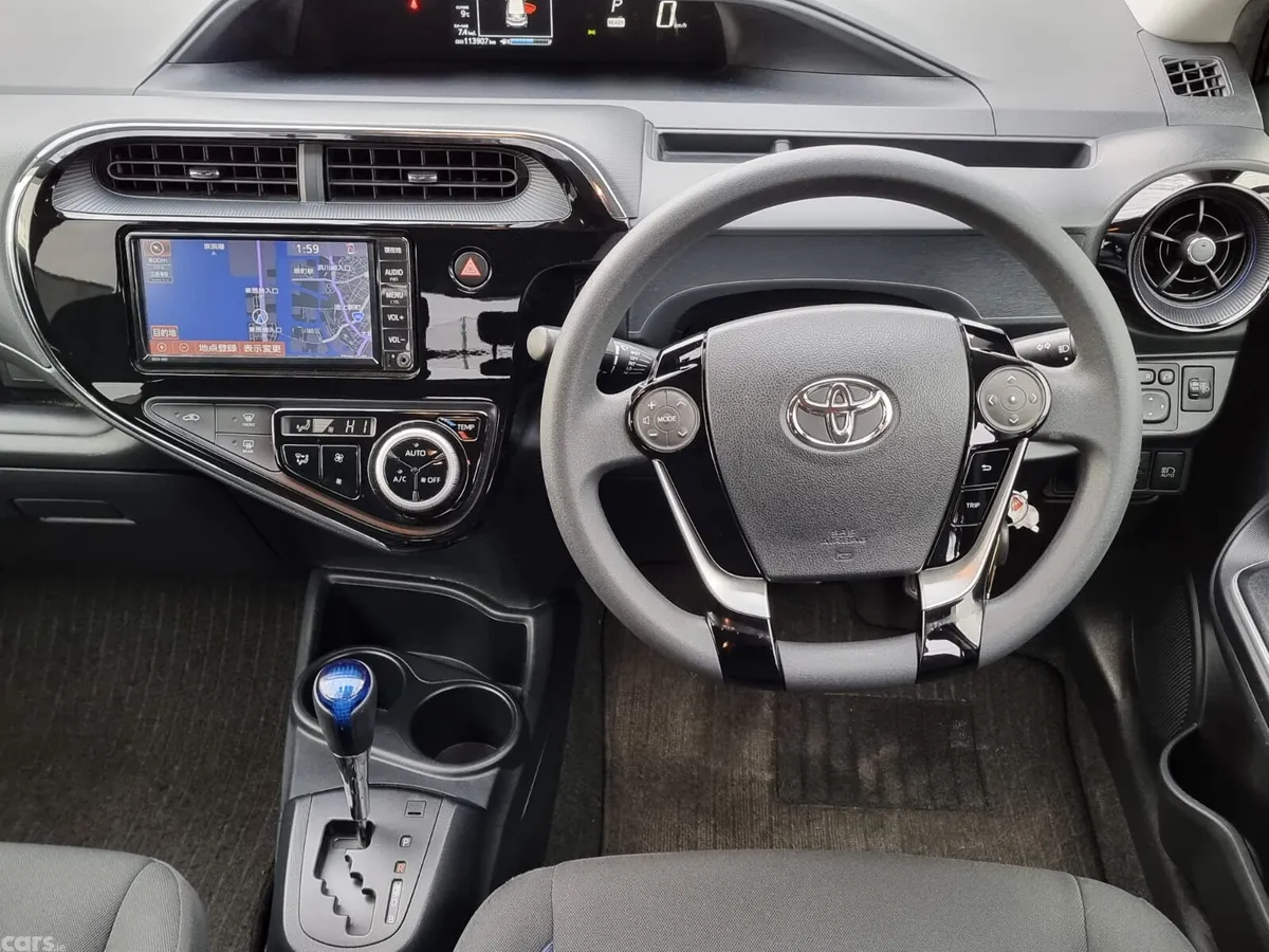Toyota Aqua Hatchback, Petrol Hybrid, 2019, White