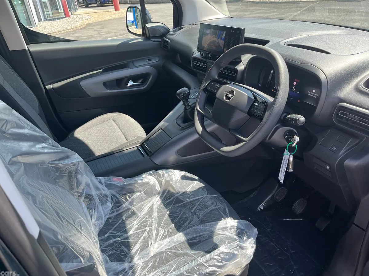 Opel Combo MPV, Diesel, 2026, Blue