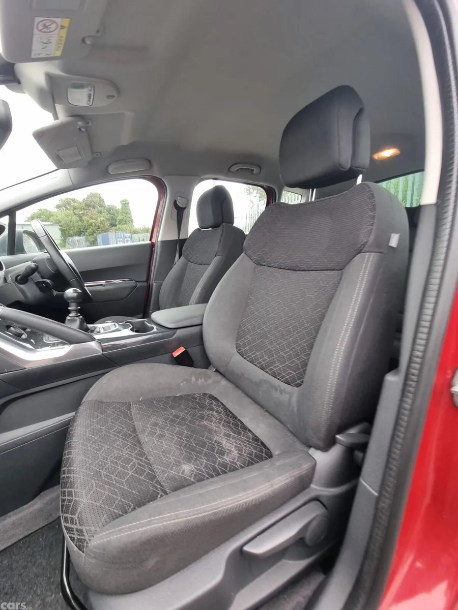 Peugeot 3008 SUV, Diesel, 2015, Red