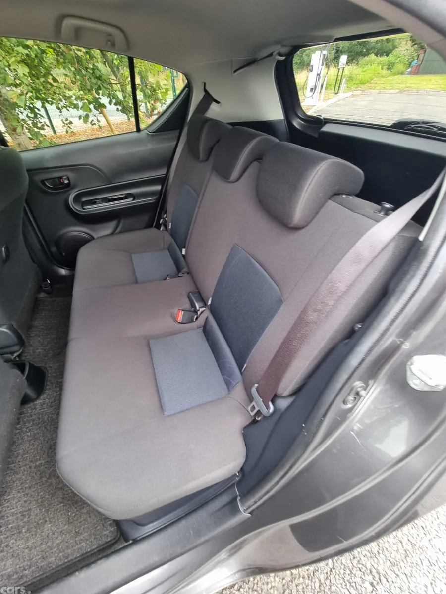 Toyota Aqua Hatchback, Petrol Hybrid, 2019, Black