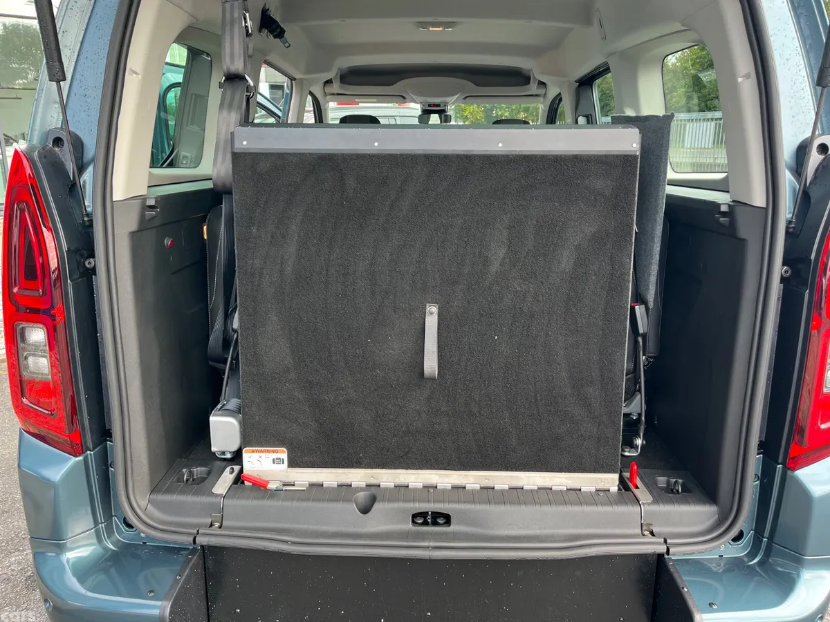 Opel Combo MPV, Diesel, 2026, Blue