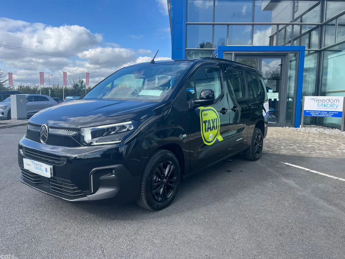 Citroen Berlingo MPV, Diesel, 2026, Black