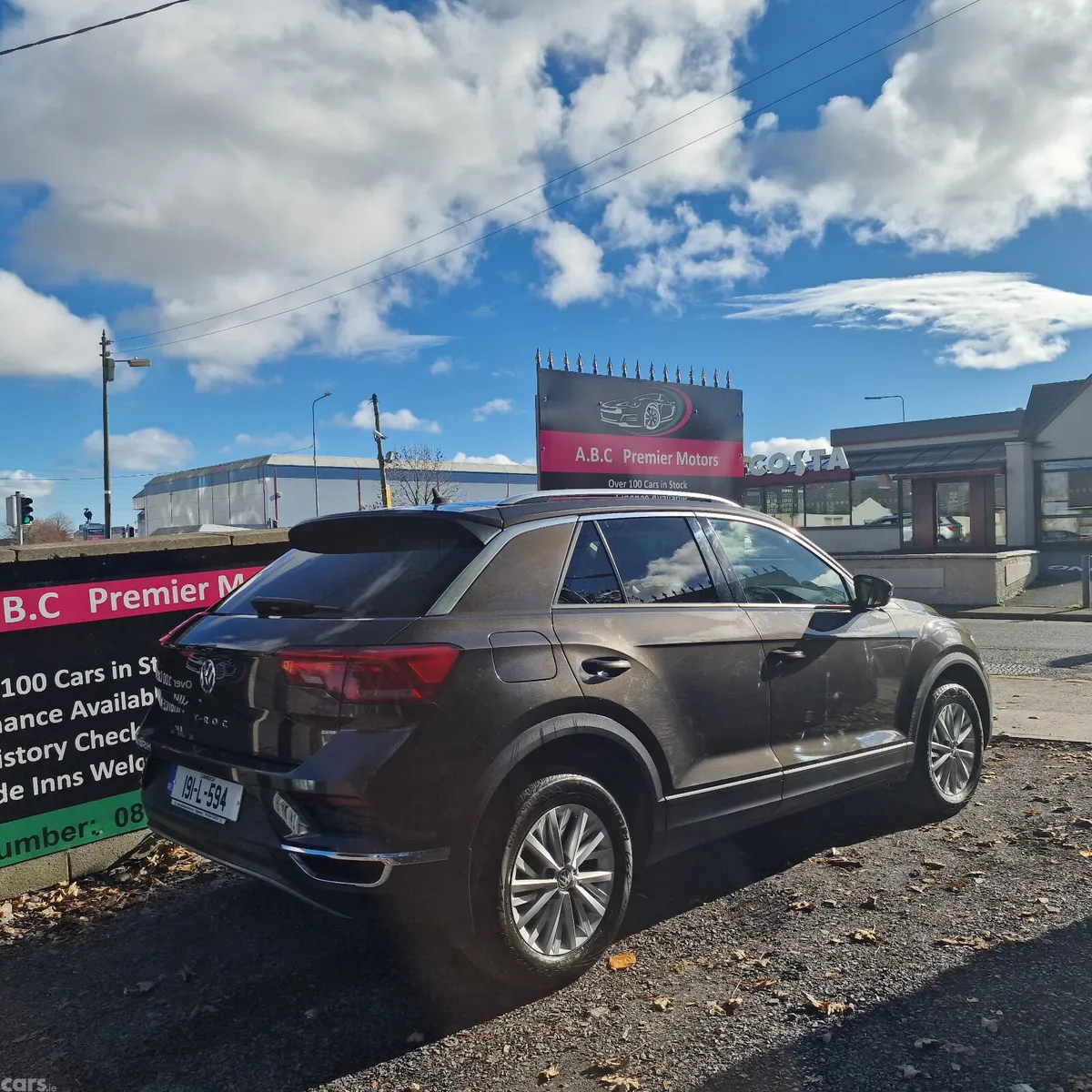 Volkswagen T-Roc SUV, Diesel, 2019, Brown