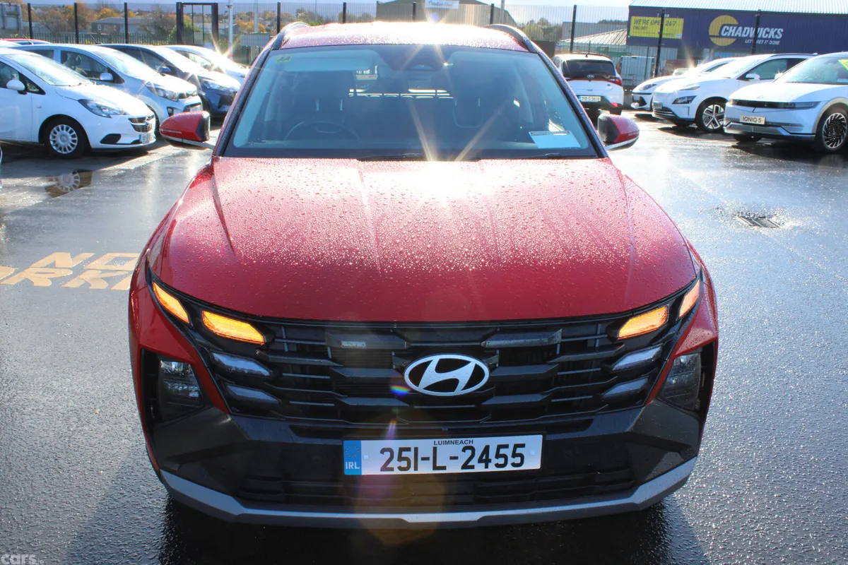 Hyundai Tucson SUV, Petrol Plug-in Hybrid, 2025, Red
