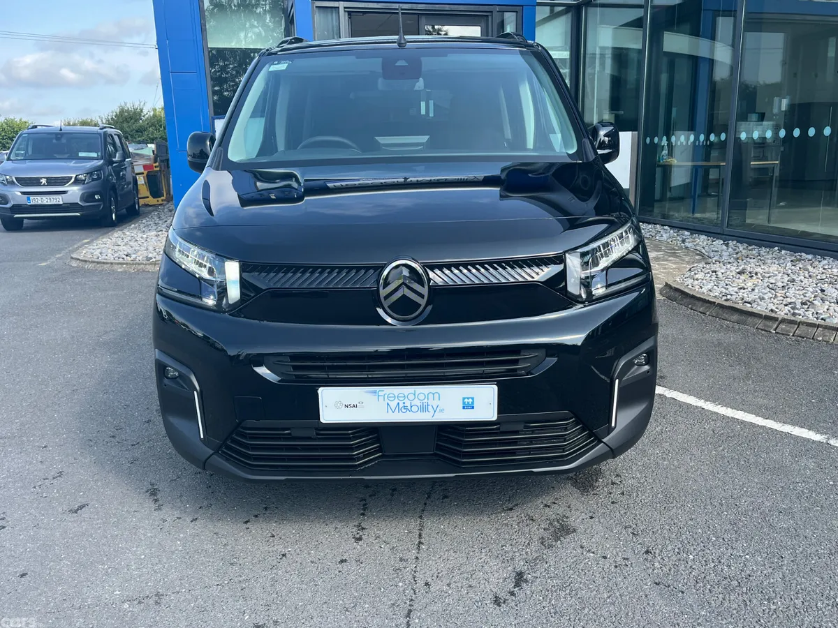 Citroen Berlingo MPV, Diesel, 2027, Black