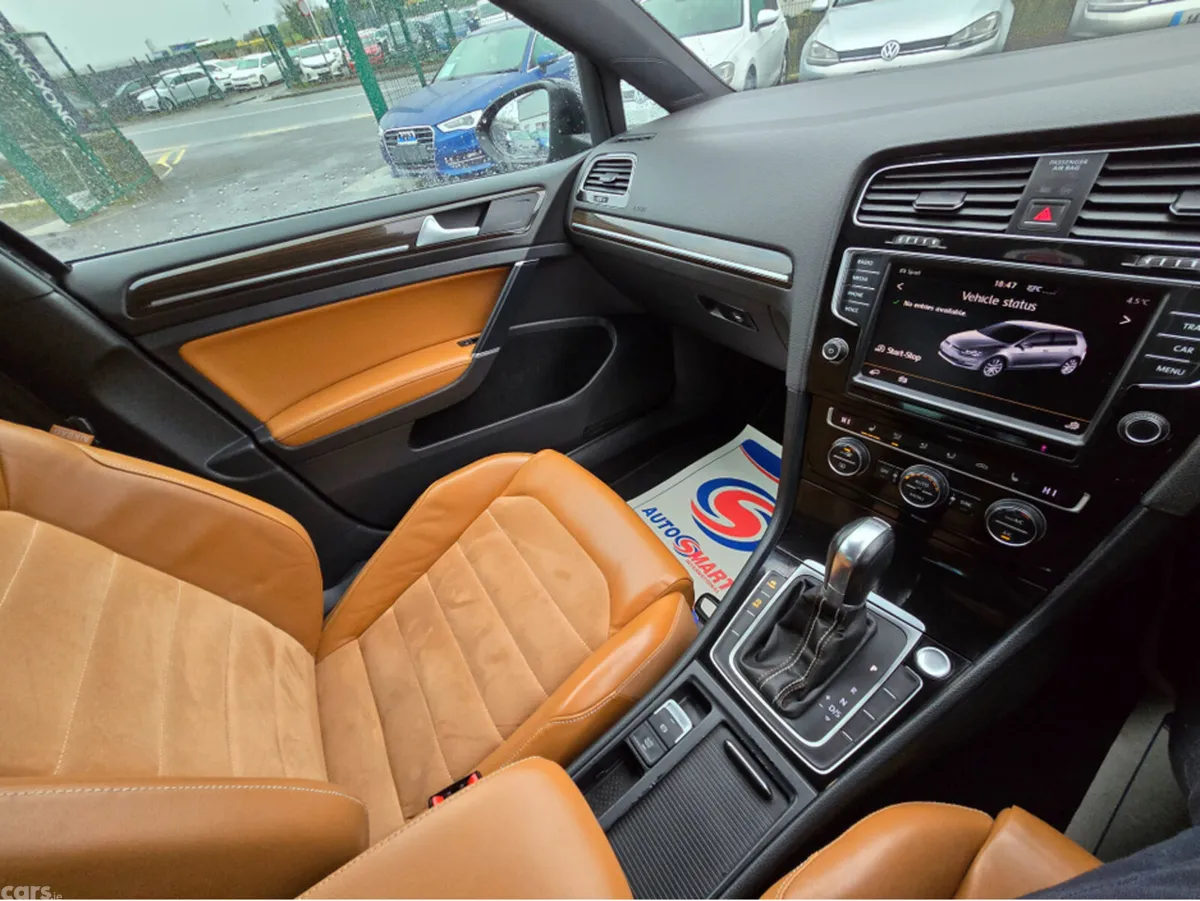 Volkswagen Golf Hatchback, Petrol, 2015, Black