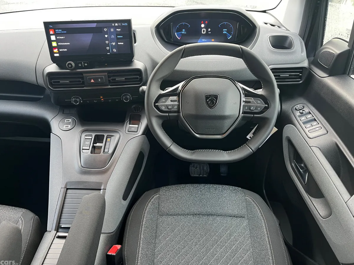 Peugeot Rifter MPV, Diesel, 2026, Black
