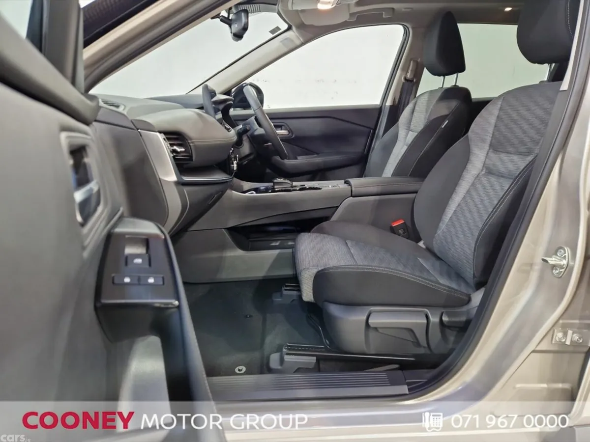 Nissan X-Trail SUV, Petrol, 2024, Grey