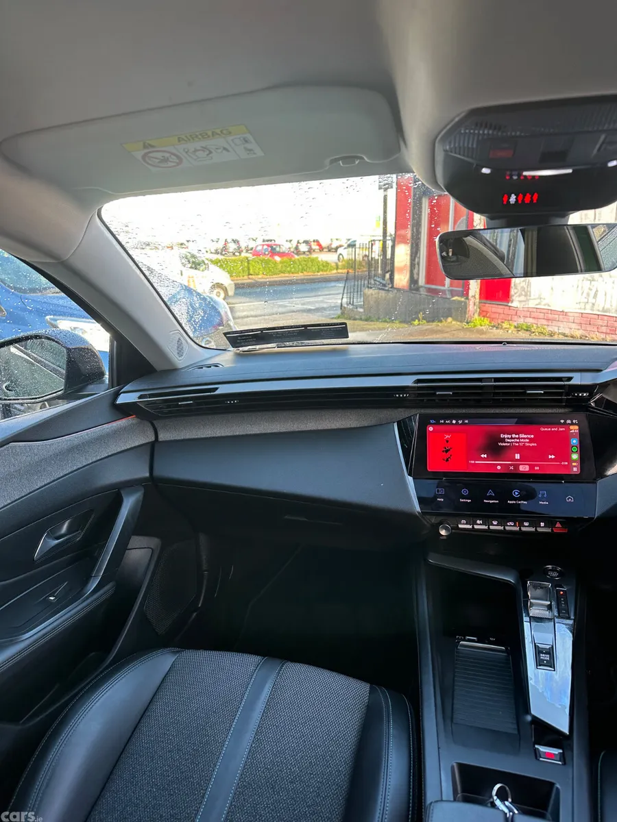 Peugeot 308 Hatchback, Diesel, 2022, Green