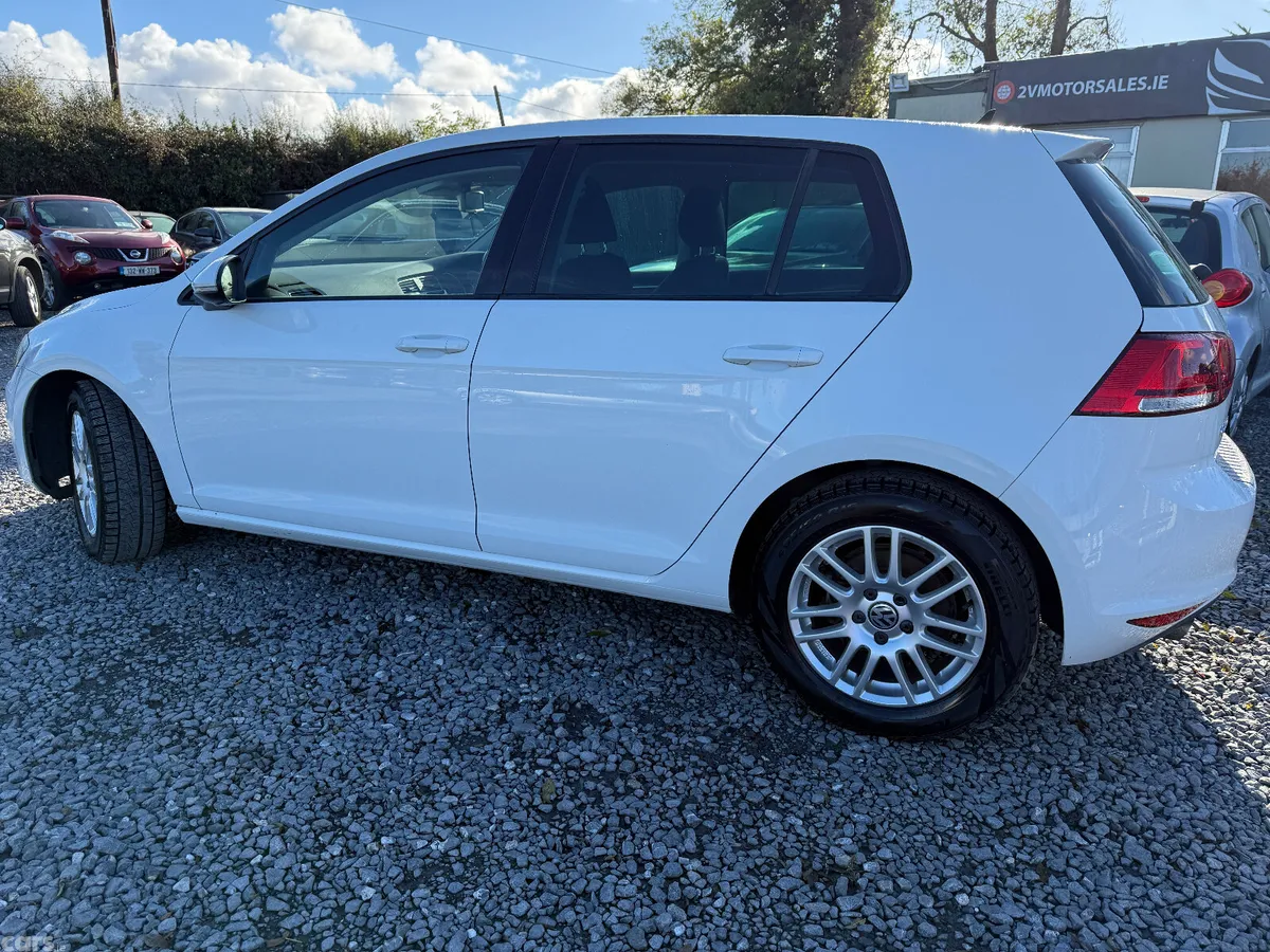 Volkswagen Golf Hatchback, Petrol, 2016, White