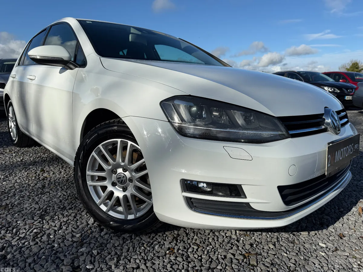 Volkswagen Golf Hatchback, Petrol, 2016, White