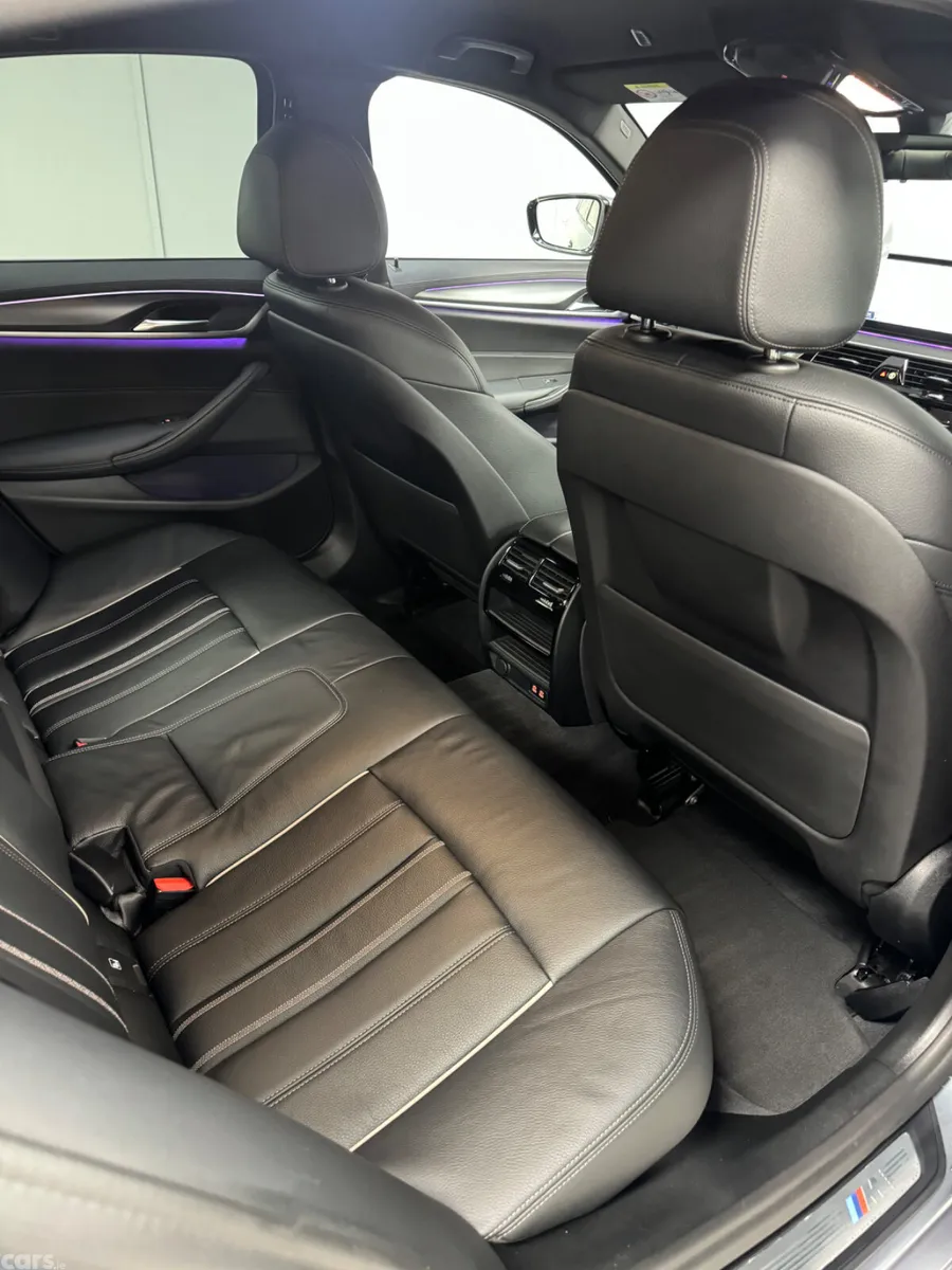 BMW 5-Series Saloon, Diesel Hybrid, 2020, Blue