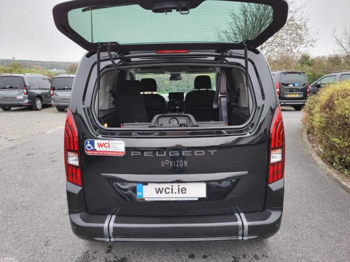 Peugeot Rifter MPV, Diesel, 2026, Black