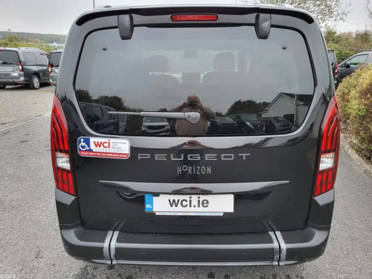 Peugeot Rifter MPV, Diesel, 2026, Black
