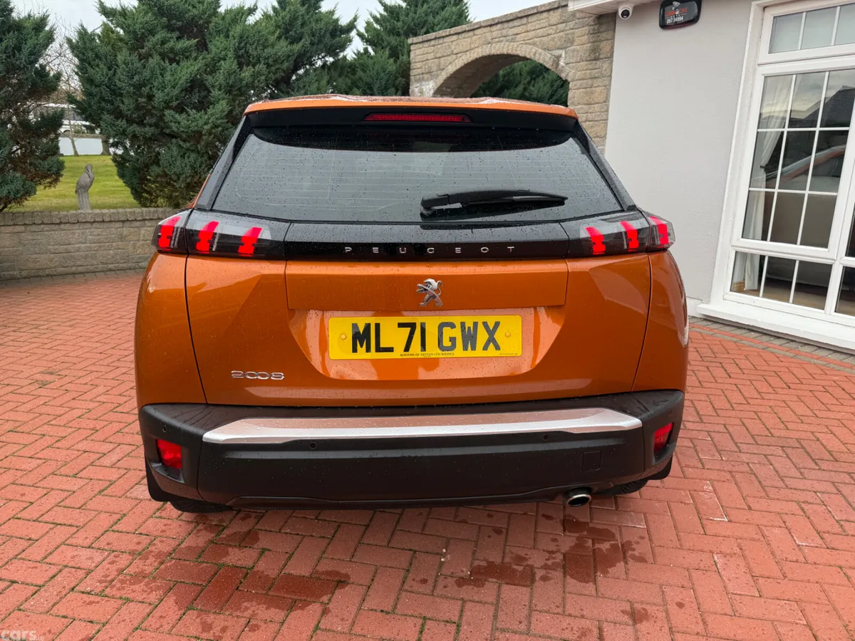 Peugeot 2008 SUV, Diesel, 2021, Orange