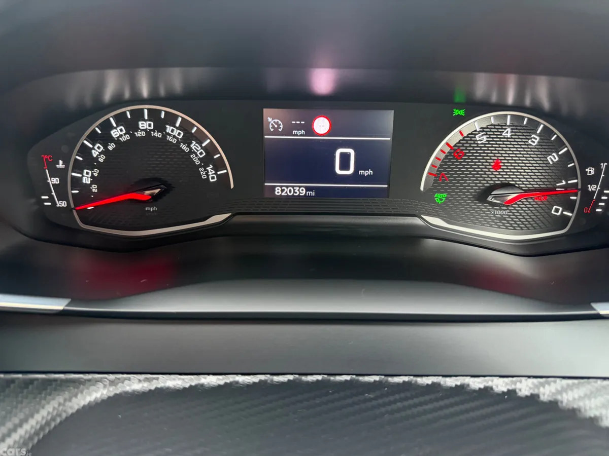 Peugeot 2008 SUV, Diesel, 2021, Orange